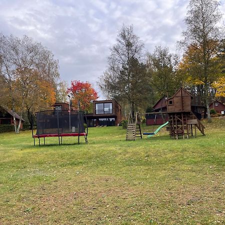 Domek Caloroczny Hawaje Nad Jeziorem Kazub Cieciorka Exteriör bild