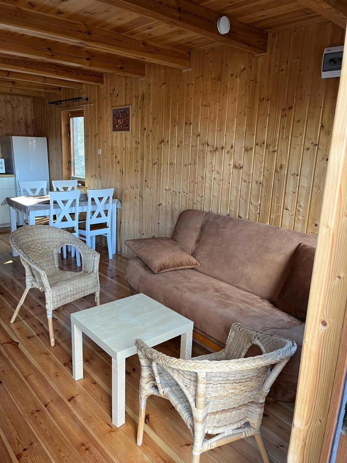 Domek Caloroczny Hawaje Nad Jeziorem Kazub Cieciorka Exteriör bild